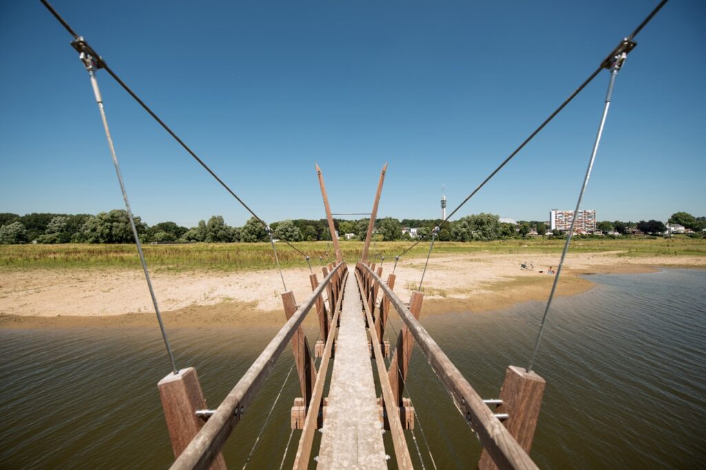 een hangbrug is een beleving